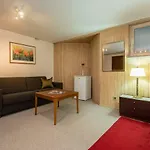 Bed And Breakfast Zeevat Waldperlach